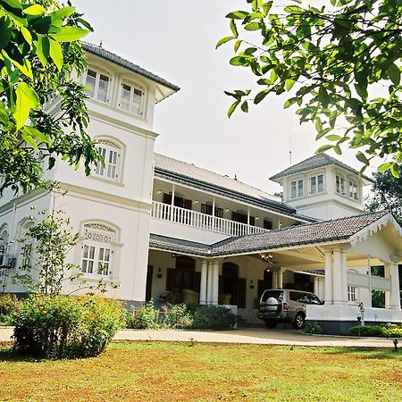 Hotel Manor House Embulpure Exteriér fotografie