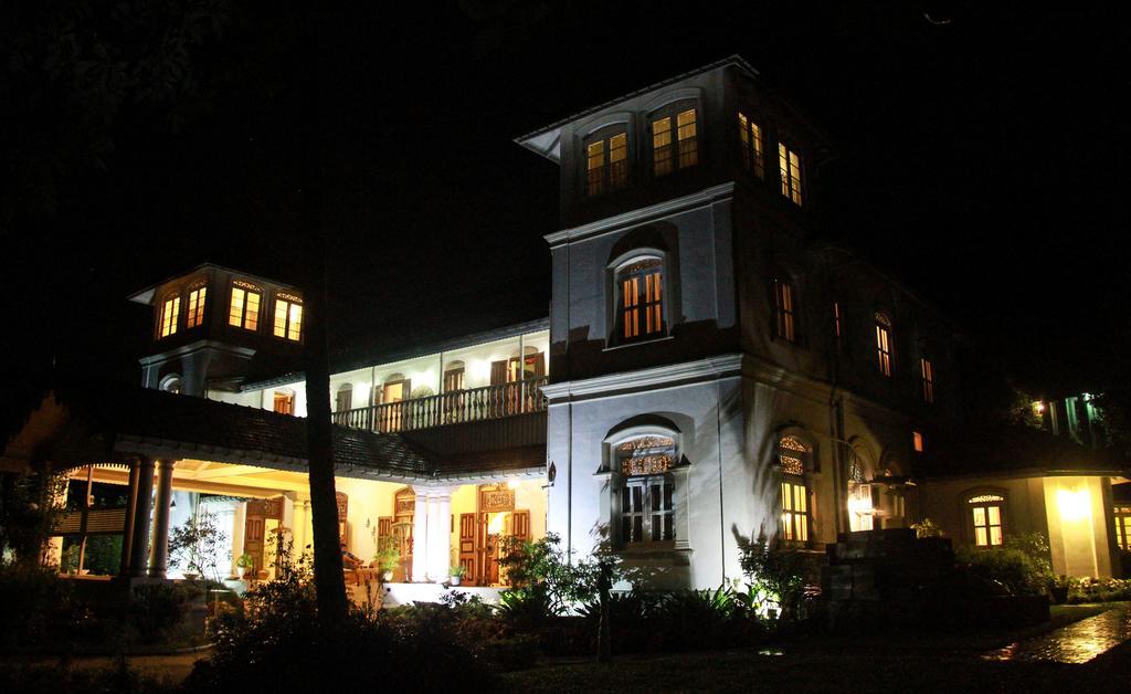 Hotel Manor House Embulpure Exteriér fotografie
