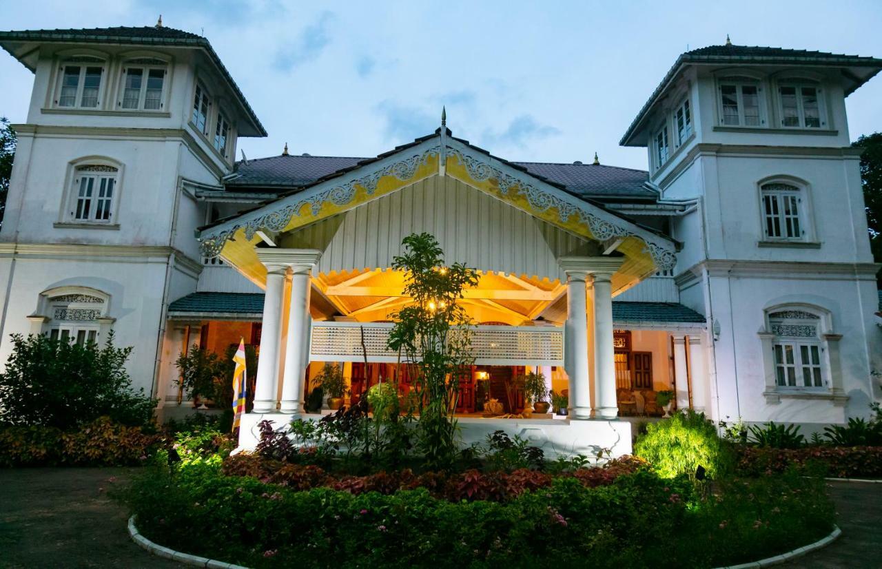 Hotel Manor House Embulpure Exteriér fotografie