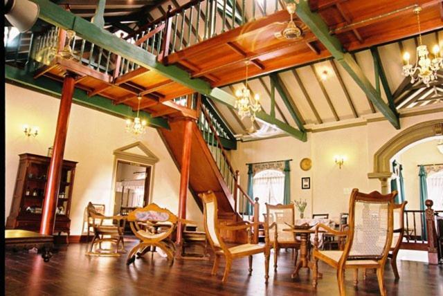 Hotel Manor House Embulpure Exteriér fotografie